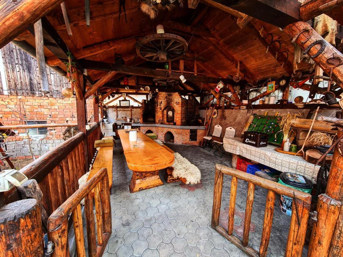 Cabana Vanatorilor Poiana Mărului Esterno foto